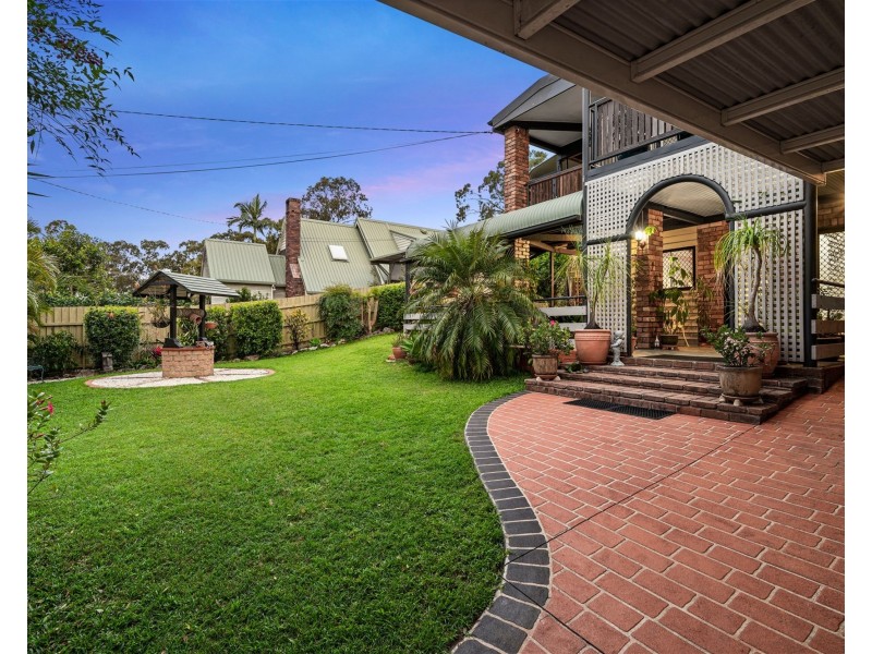 5 Arthur Street, Everton Hills QLD 4053