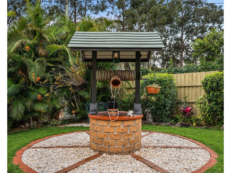 5 Arthur Street, Everton Hills QLD 4053