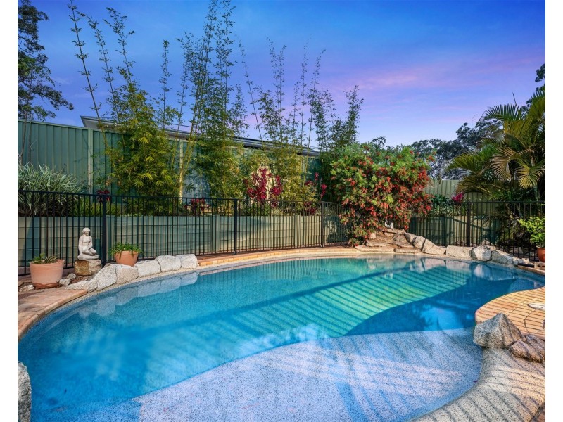 5 Arthur Street, Everton Hills QLD 4053