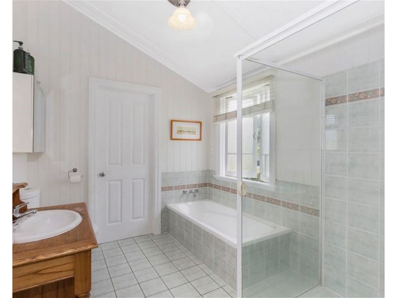 17  Parker Avenue, Northgate QLD 4013