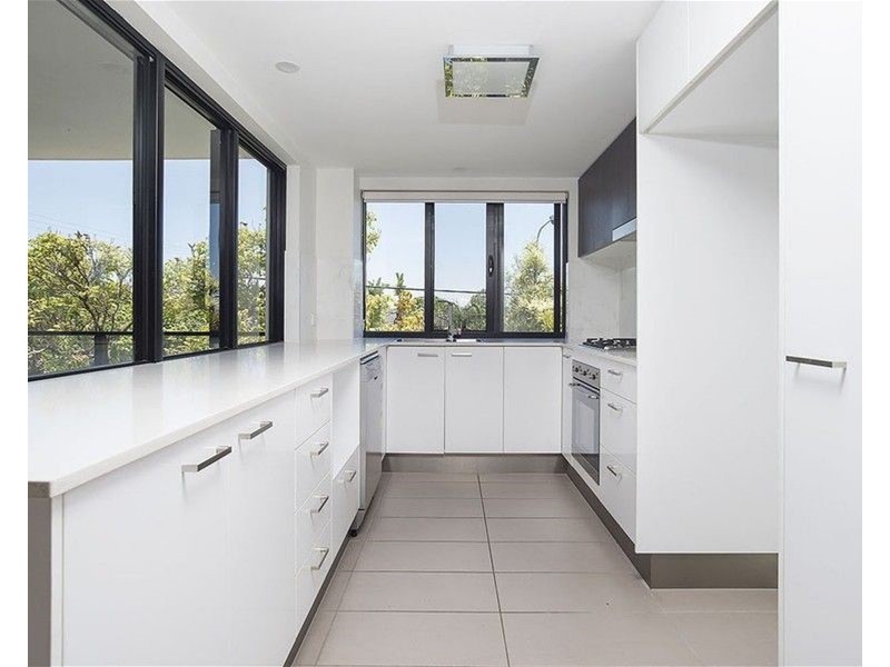 2/4 Garnet Street, Clayfield QLD 4011