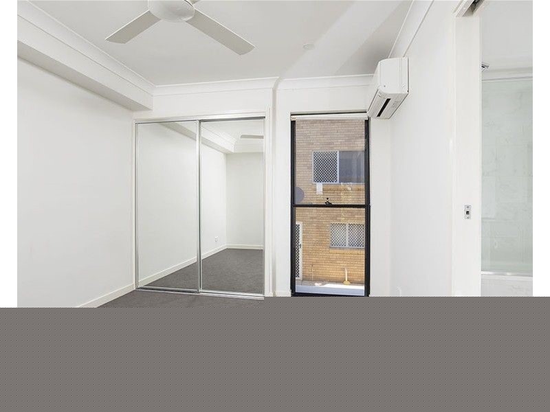 2/4 Garnet Street, Clayfield QLD 4011