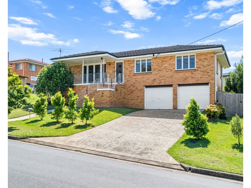 8 Geraldine Street, Wavell Heights QLD 4012