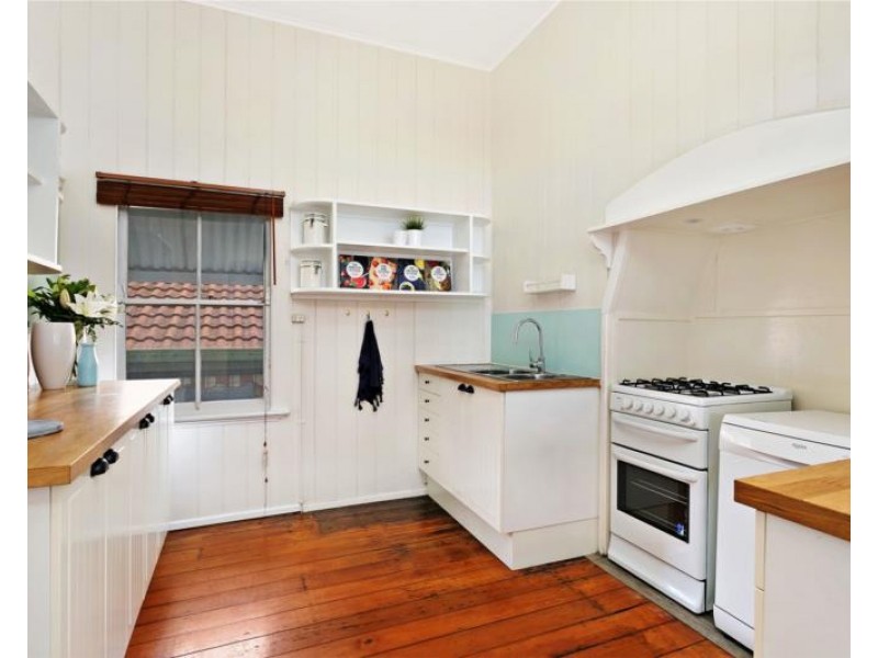 42  Henchman Street, Nundah QLD 4012