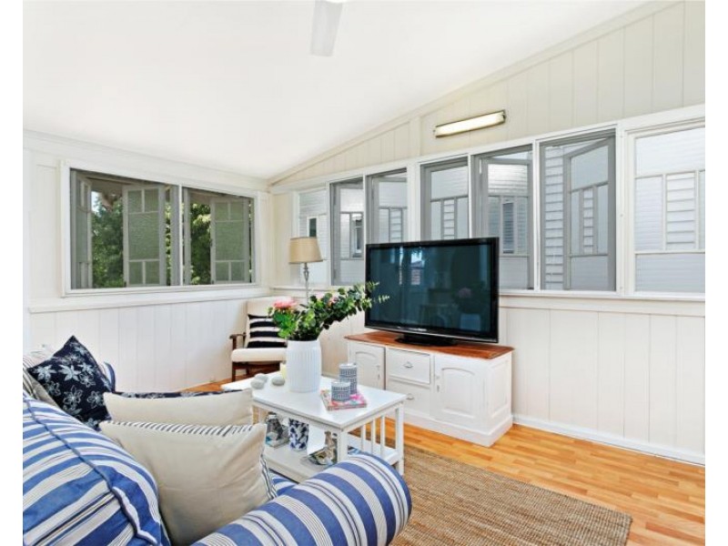 42  Henchman Street, Nundah QLD 4012