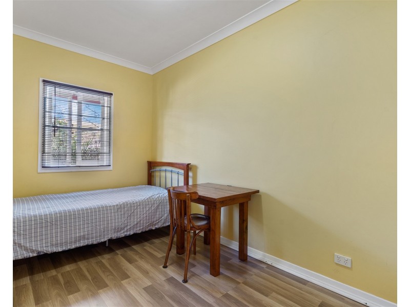 30 Vaucluse Street, Wavell Heights QLD 4012