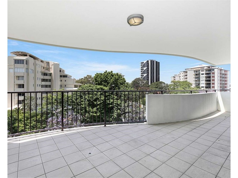 232/8 Land Street, Toowong QLD 4066