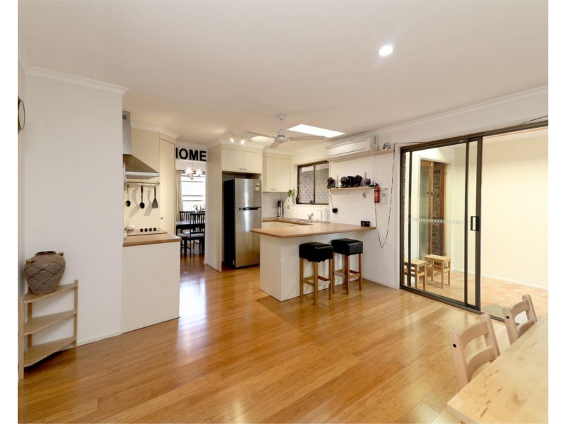 2  Lacaroo Street, Bracken Ridge QLD 4017