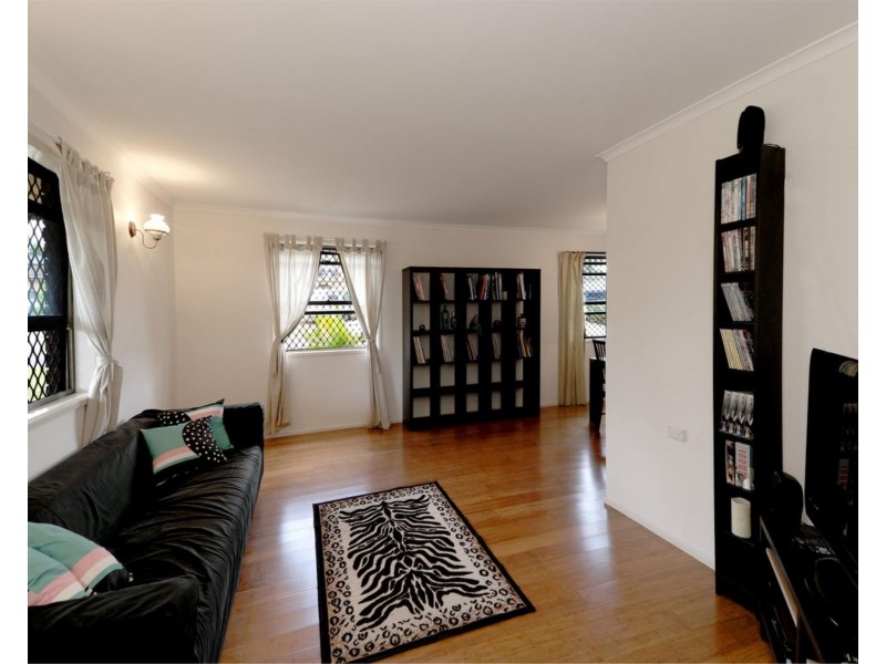 2  Lacaroo Street, Bracken Ridge QLD 4017