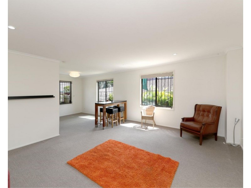 2  Lacaroo Street, Bracken Ridge QLD 4017