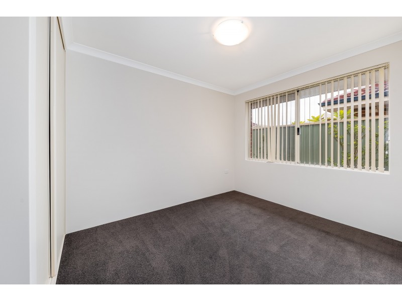 1/7 Clere Pass, Canning Vale WA 6155