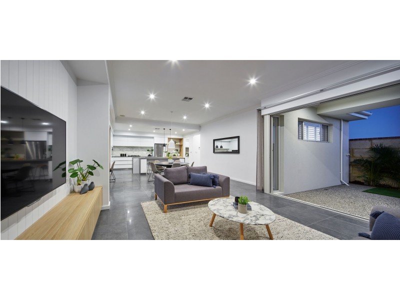 6 Beethoven Street, Banksia Grove WA 6031