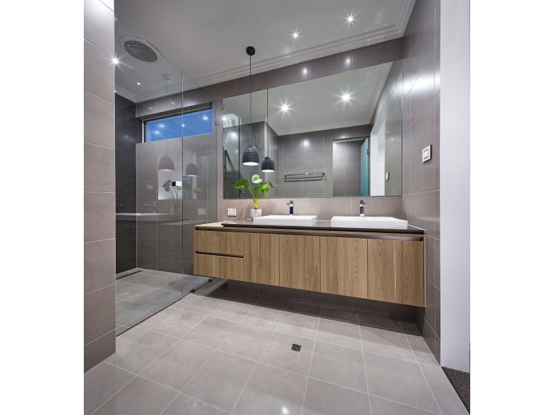 6 Beethoven Street, Banksia Grove WA 6031