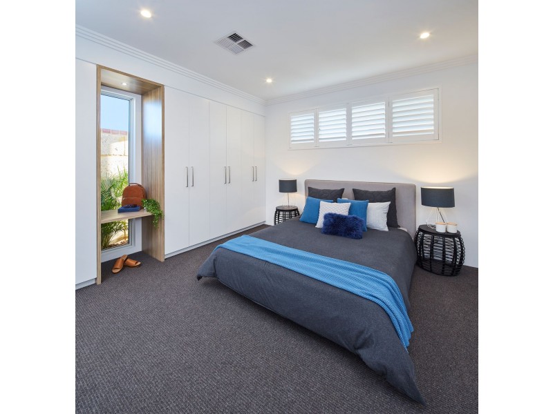 6 Beethoven Street, Banksia Grove WA 6031