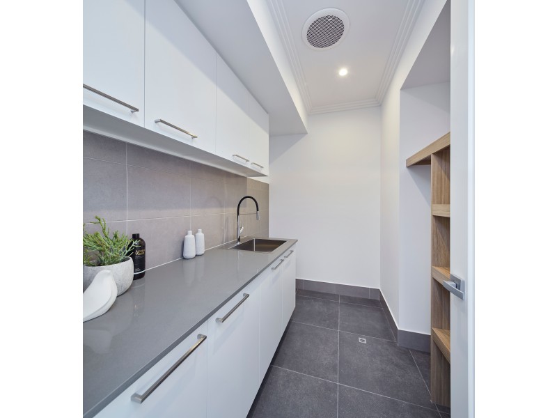 6 Beethoven Street, Banksia Grove WA 6031