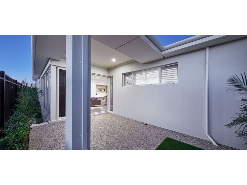 6 Beethoven Street, Banksia Grove WA 6031