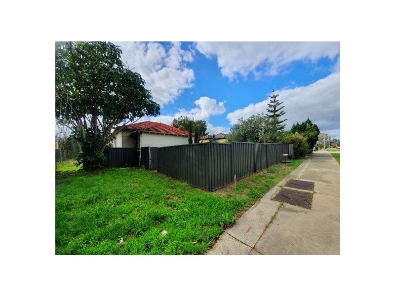 101 Orrong Rd, Rivervale WA 6103