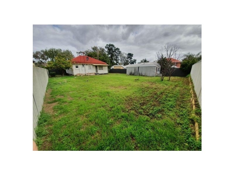 101 Orrong Rd, Rivervale WA 6103