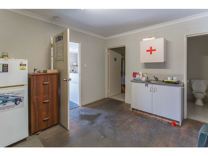 1 8 Bombardier Road, Wangara WA 6065