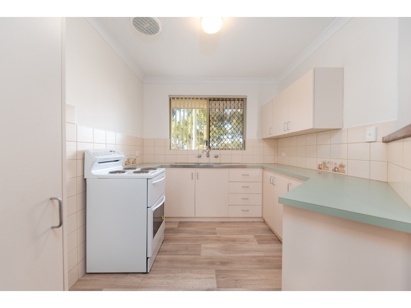 2/2 Cygnet Court, High Wycombe WA 6057