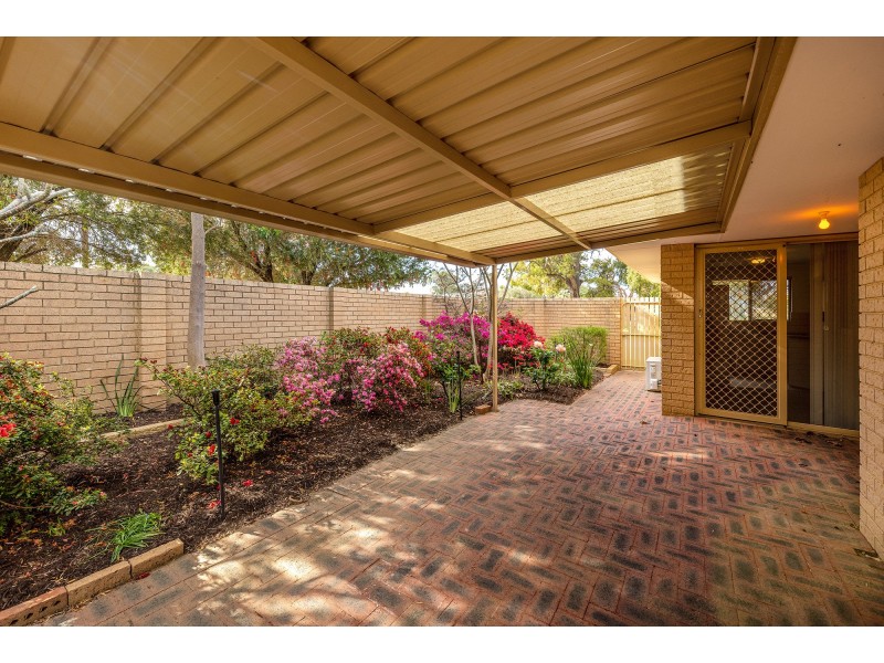 2/2 Cygnet Court, High Wycombe WA 6057