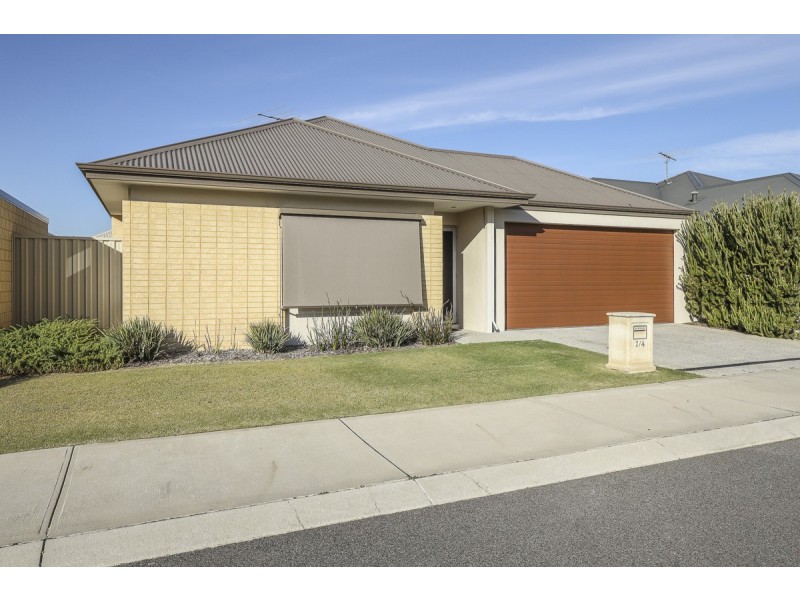 7/4 Melita Drive, Helena Valley WA 6056