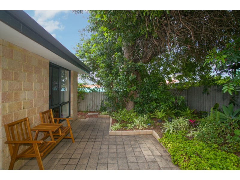 630 Beach Road, Hamersley WA 6022