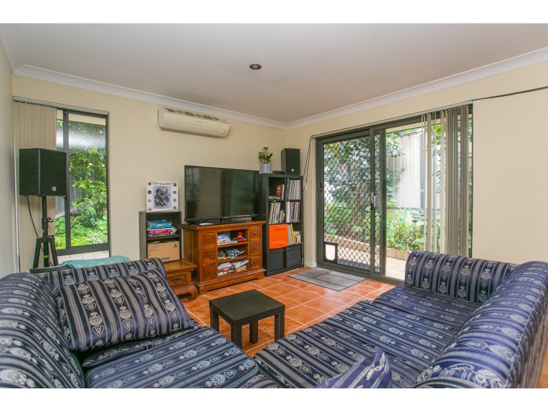 630 Beach Road, Hamersley WA 6022