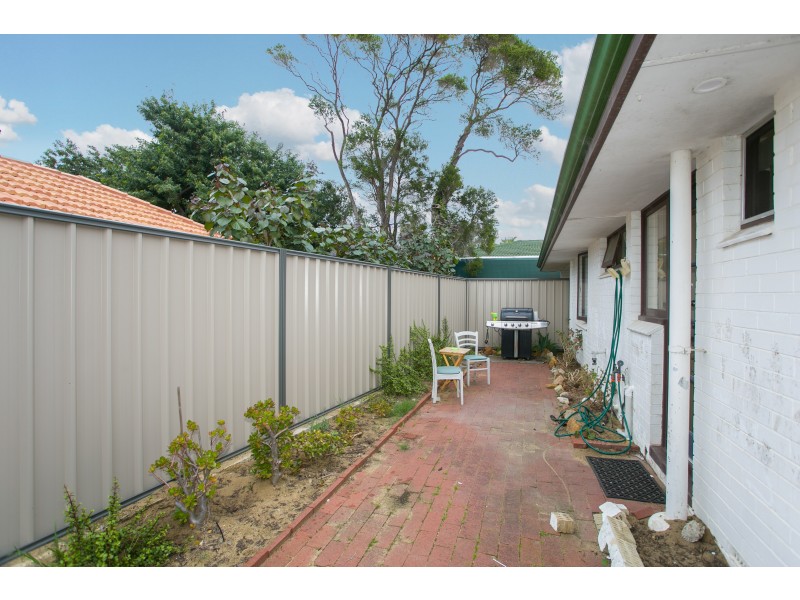 630 Beach Road, Hamersley WA 6022