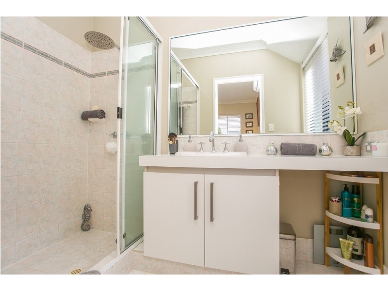 16 Plaistow Street, Joondalup WA 6027