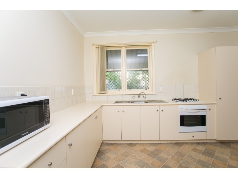 13 DEERING STREET, Westminster WA 6061