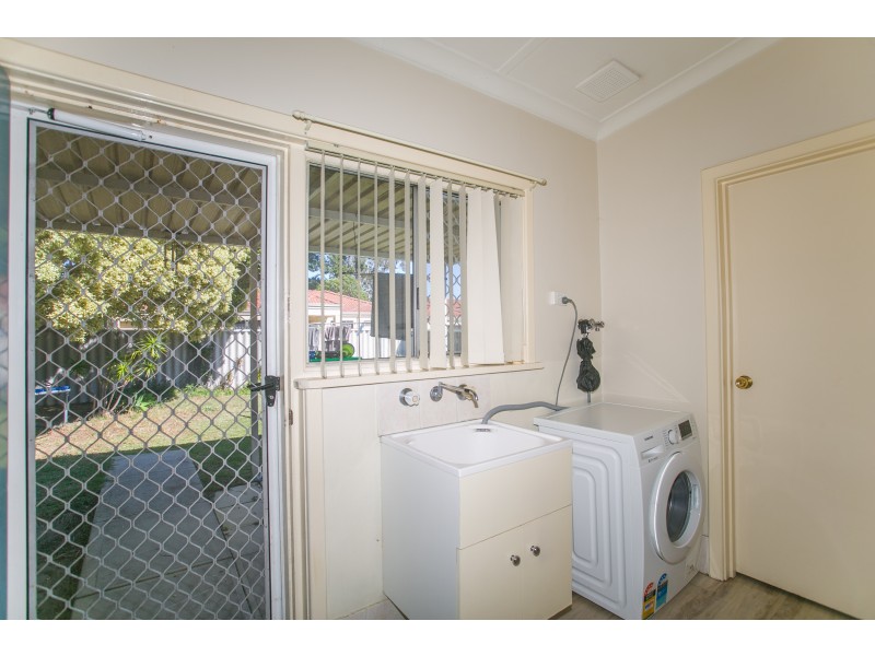 13 DEERING STREET, Westminster WA 6061