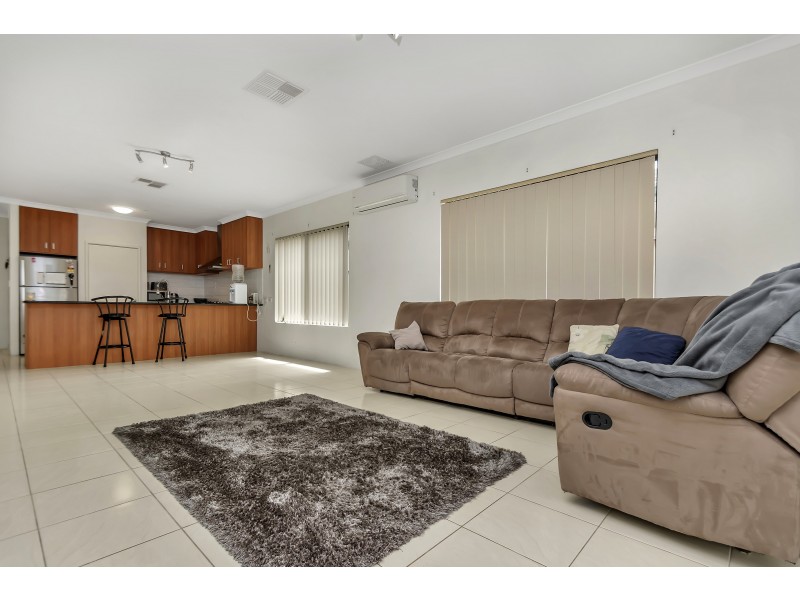 12 Florida Drive, Landsdale WA 6065