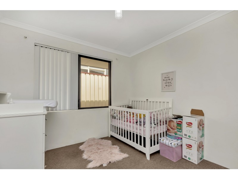 12 Florida Drive, Landsdale WA 6065