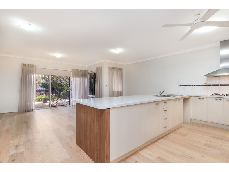 2/71 Ruislip Street, Wembley WA 6014
