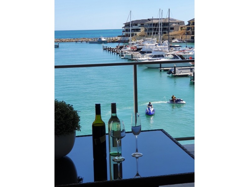 105/1 Tacoma Lane, Mindarie WA 6030