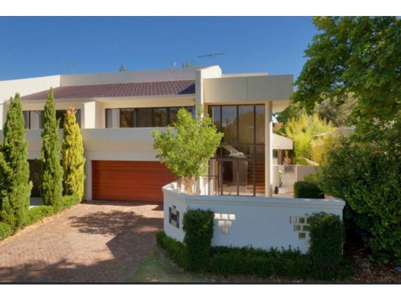 B/25 Tweeddale Road, Applecross WA 6153