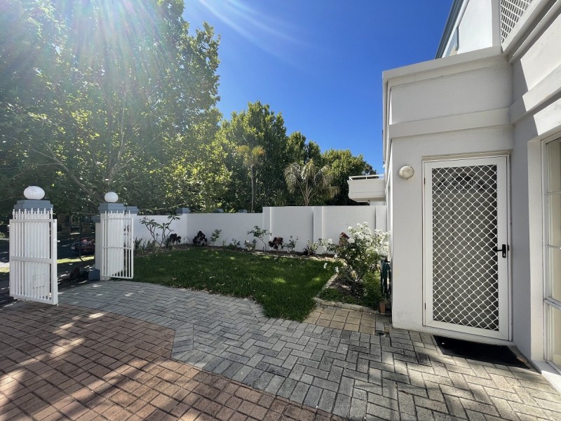 12/40 Mill Point Road, South Perth WA 6151