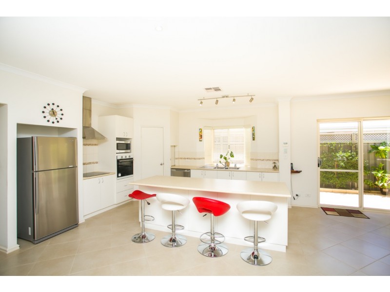 17 Ludlow Loop, Pinjarra WA 6208