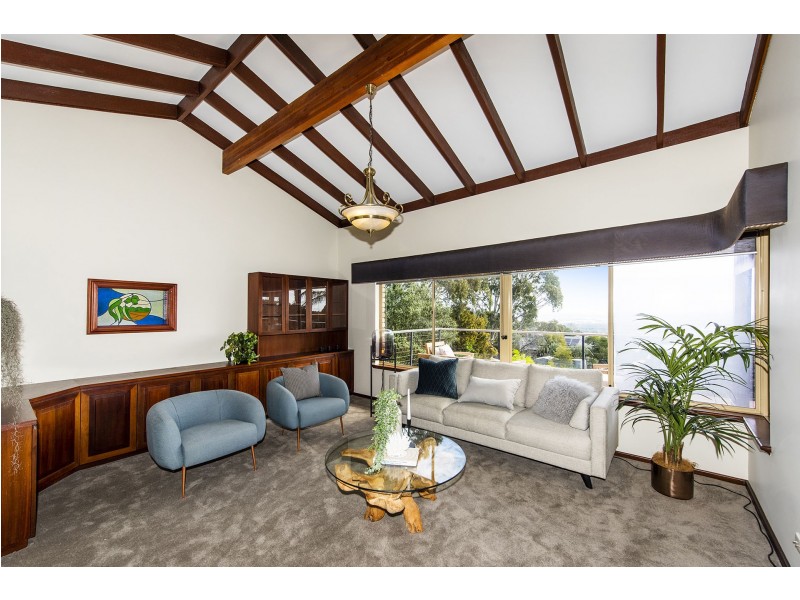 6 A Seaview Terrace, Kalamunda WA 6076