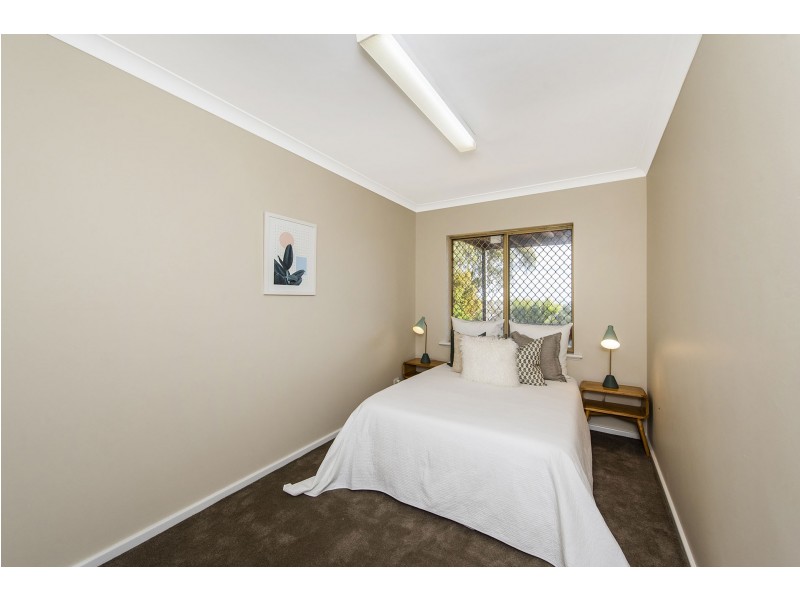 6 A Seaview Terrace, Kalamunda WA 6076
