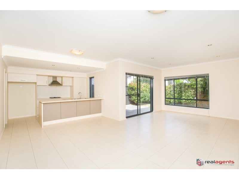 8 Perway Lane, Bassendean WA 6054
