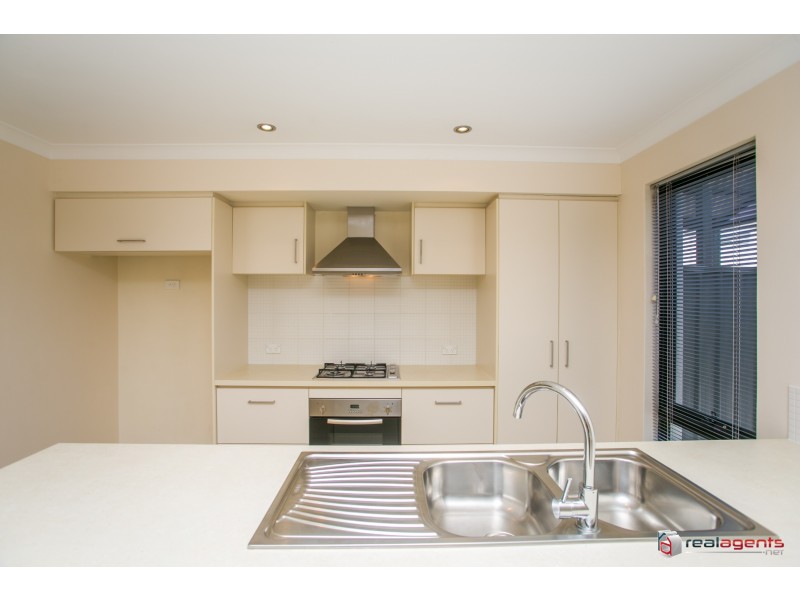 8 Perway Lane, Bassendean WA 6054