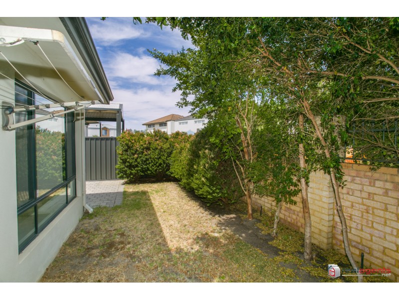 8 Perway Lane, Bassendean WA 6054