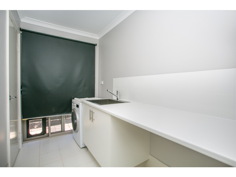 12 Pebley Way, Aveley WA 6069