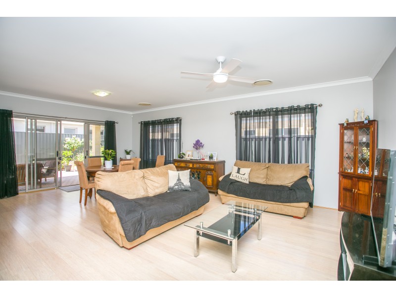 12 Pebley Way, Aveley WA 6069