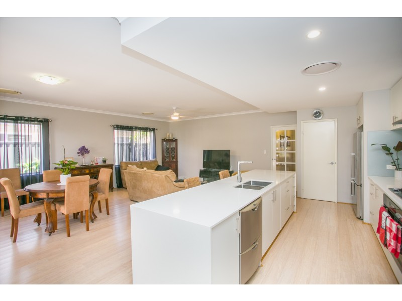 12 Pebley Way, Aveley WA 6069