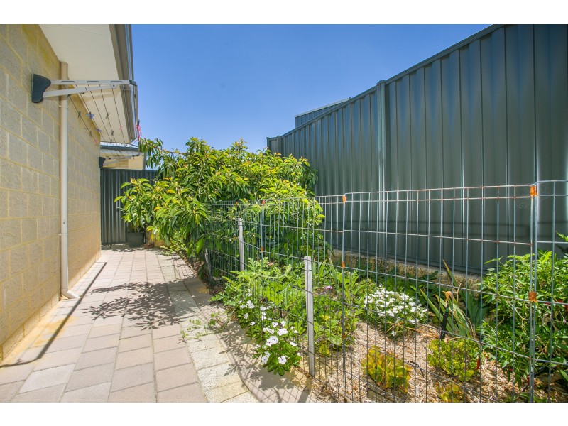 12 Pebley Way, Aveley WA 6069