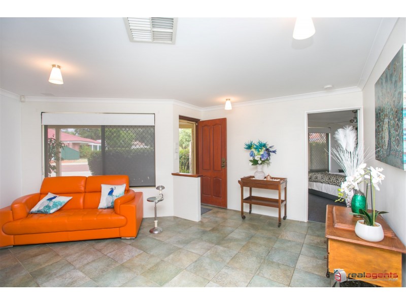 16 White Gum Drive, Jane Brook WA 6056