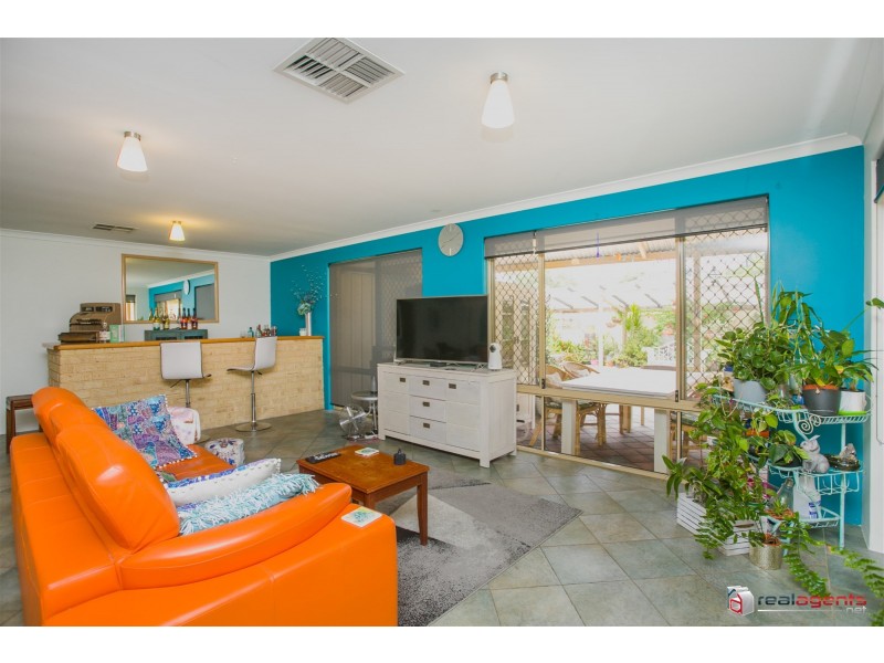 16 White Gum Drive, Jane Brook WA 6056